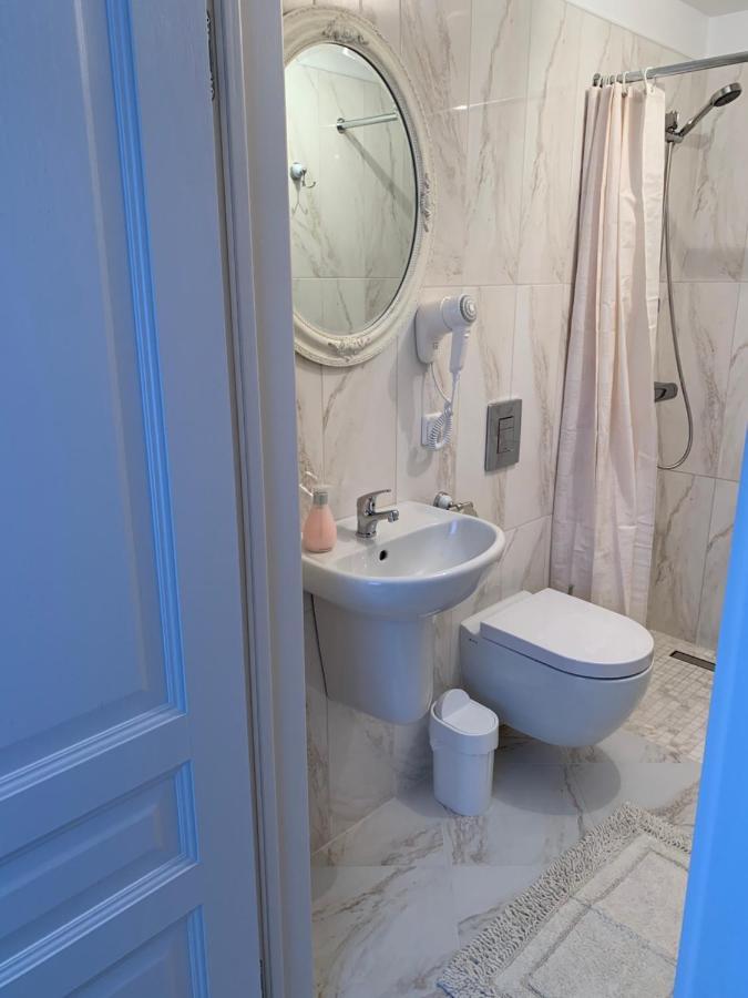 Hotel Vaineikio 8 à Palanga Chambre photo