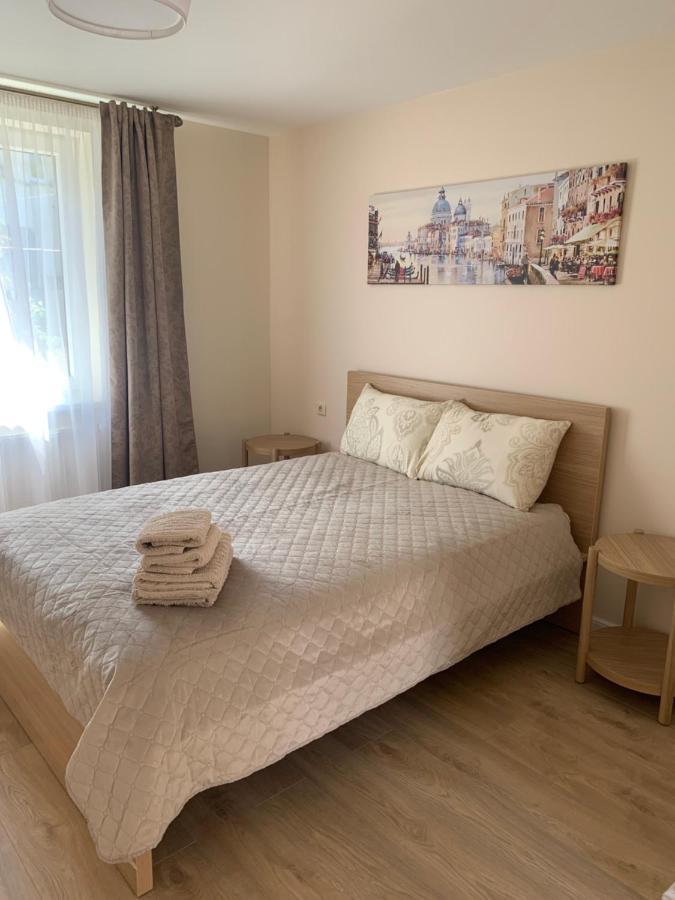 Hotel Vaineikio 8 à Palanga Extérieur photo