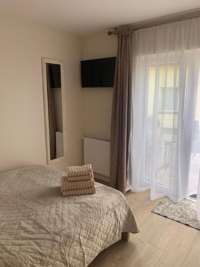Hotel Vaineikio 8 à Palanga Extérieur photo