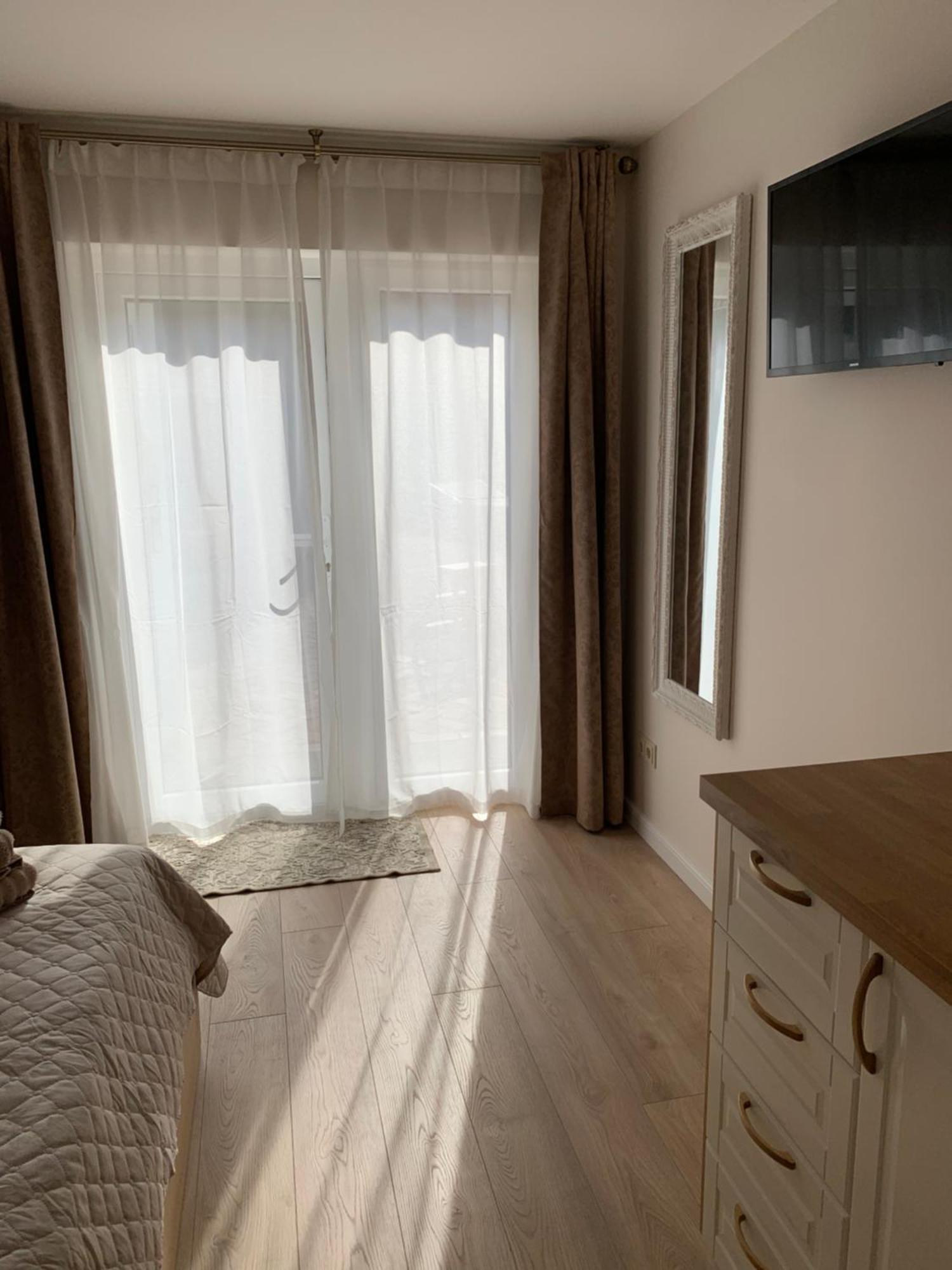 Hotel Vaineikio 8 à Palanga Chambre photo